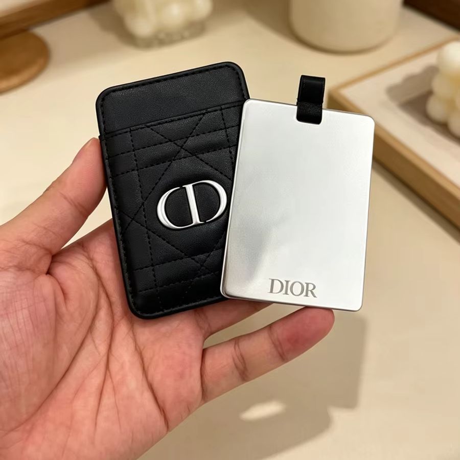 Sac Dior Dior's Bag, miroir de - Perfume Fine Fragrance avis et prix